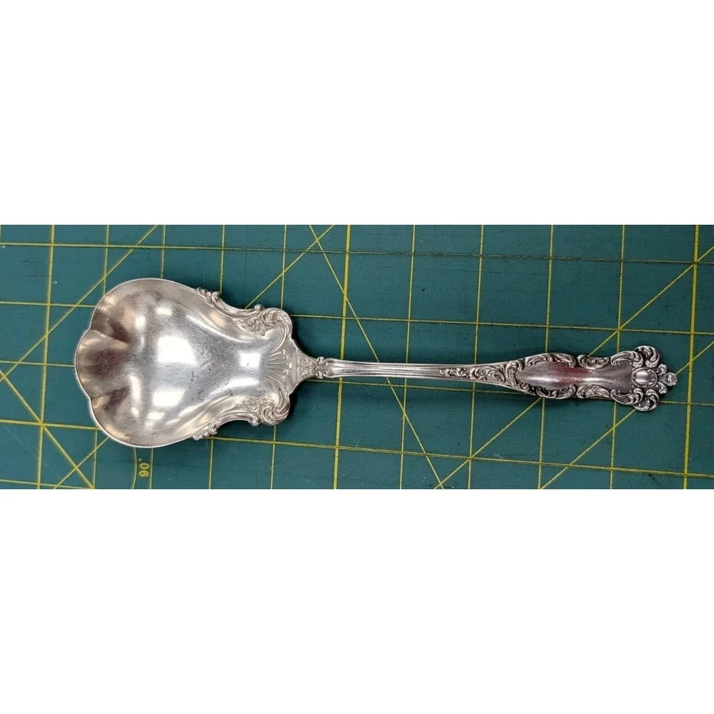 Vintage WM Rogers & Sons AA Silver Plate Serving Spoon 8.5